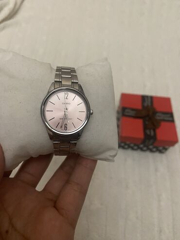 мужские часы casio: Продаю женские часы в хорошем состоянии,цена 2000