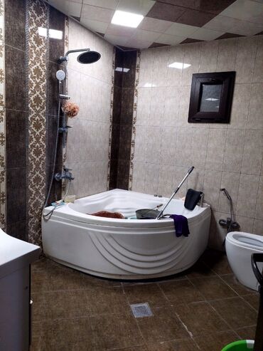 Həyət evləri və villaların satışı: 9 otaq, 300 kv. m, Kredit yoxdur, Orta təmir -da lalafo.az — 16 Həyət evləri və villaların satışı: 9 otaq, 300 kv. m, Kredit yoxdur, Orta təmir — 16