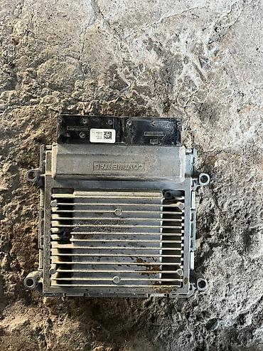 Двигатели, моторы и ГБЦ: Двигатель и комплект узлов Kia (б/у, снятые с авто) Состав: - — 14