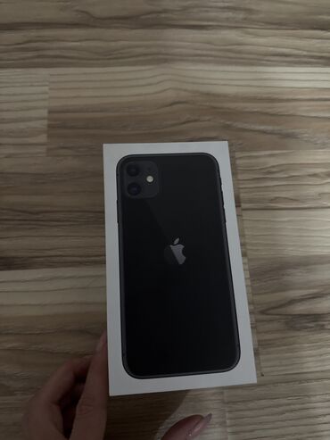 Apple iPhone: IPhone 11, Б/у, 128 ГБ, Black Titanium, Наушники, Коробка, 85 %