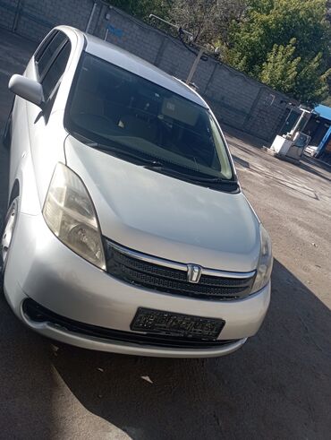 Toyota: Toyota Isis: 2005 г., Автомат, Бензин, Минивэн