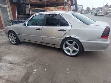 Disk təkərlər: İşlənmiş Disk təkər Mercedes-Benz 245 / 40 / R 18, 5 Boltlu