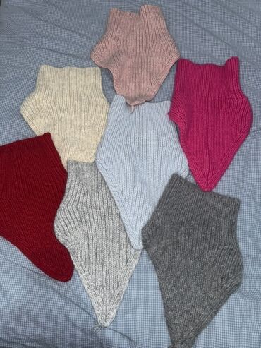 купить пуховой платок: Снуды вместо шарфа со скидкой 600 Вязаные балаклавы-манишки ручной