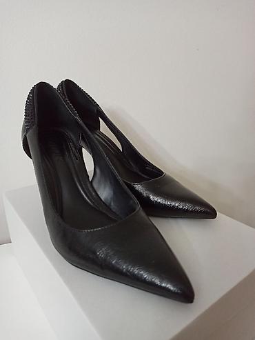 polovna oprema za grooming: Prelepe crne Catwalk salonke sa cirkonima - Br. 39 (gazište 25cm) — 2