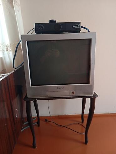 - Sony kineskop (CRT) televizor - Ekran: təxminən 21–25 düym diaqonal lalafo.az -da - Sony kineskop (CRT) televizor - Ekran: təxminən 21–25 düym diaqonal