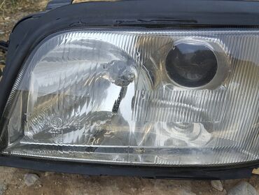 Передние фары: Комплект передних фар Audi 1995 г., Б/у, Оригинал — 9