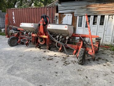 продаю связи с переездом: Продаю Сеялку точного высева KUHN Planter 3. Свеже привозной, В полном