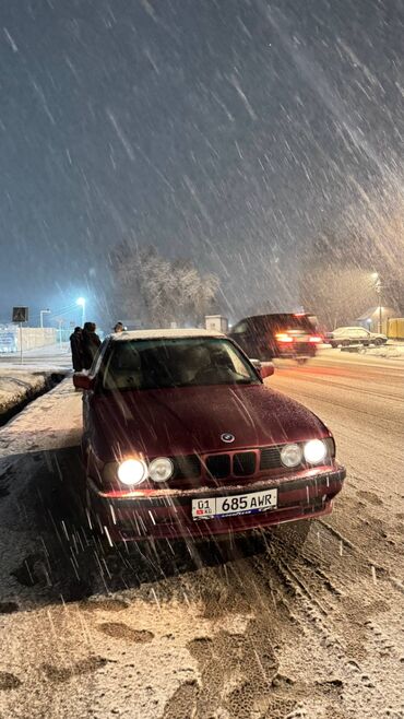 BMW: BMW 5 series: 1991 г., 2 л, Механика, Бензин, Седан at lalafo.kg — 2 BMW: BMW 5 series: 1991 г., 2 л, Механика, Бензин, Седан — 2