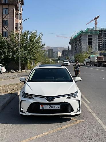 corolla 2018: Toyota Corolla: 2021 г., 1.8 л, Автомат, Гибрид, Седан — 1