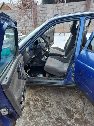 ВАЗ (ЛАДА): ВАЗ (ЛАДА) 2112: 2002 г., Хэтчбэк — 7