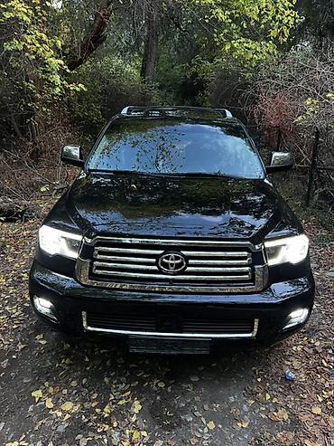 Toyota Sequoia: 2018 г., 5.7 л, Автомат, Газ, Внедорожник