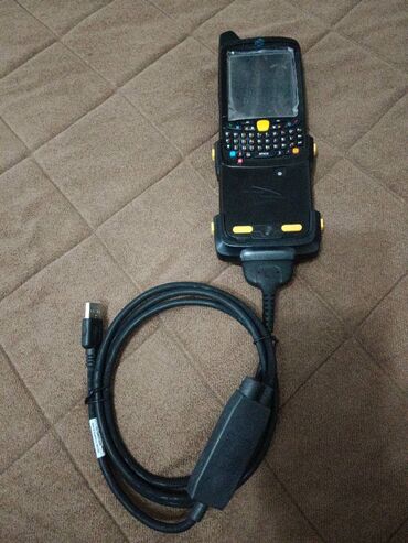 Motorola: Motorola Fire, Sa tastaturom — 4
