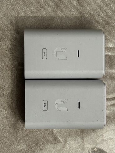 Kompüter və noutbuk aksesuarları: Unifi adapder 24V
Kabeli və özü
