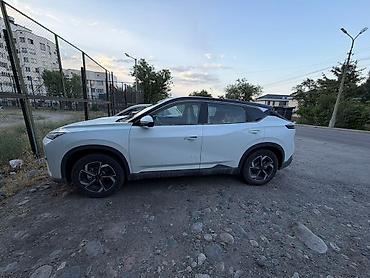 Dongfeng: Dongfeng Aeolus Haohan: 2025 г., Электромобиль, Кроссовер — 2