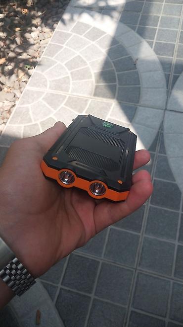 gunəş projektoru: Günəş enerjili powerbank – açıq hava və səyahət üçün Xüsusiyyətlər: - — 3