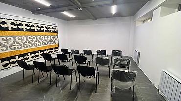 кну: Аренда офисов, 200 м², В жилом комплексе, 1 линия — 2