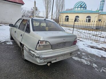 Daewoo: Daewoo Nexia: 2006 г., 1.5 л, Механика, Бензин, Седан — 4