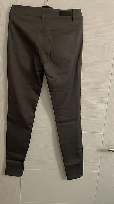 ženski: Ženske pantalone Pieces – tamno siva/ugljen boja - Brend: Pieces — 2