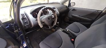 авто без прав: Honda Jazz: 2003 г., 1.5 л, Автомат, Бензин, Хэтчбэк — 4
