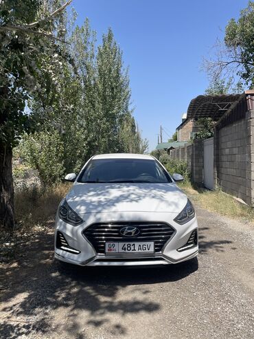 tayota runx: Hyundai Sonata: 2019 г., 2 л, Автоматические, Газ, Седан