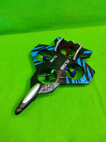 Дроны: Дрон самолёт игрушка радиоуправляемая в ассортименте ✈️ Комплектация — 2