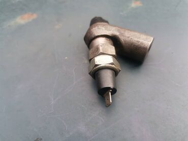 Auto delovi: Racva pritiska ulja Lada 21214i Niva. Polovno, ocuano. Skinuto sa — 6