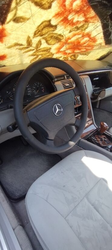 купить машину в баку в кредит: Mercedes-Benz 240: 2.4 l | 1999 il Sedan
