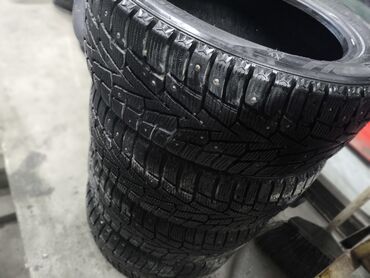 Шины: Шины 225 / 50 / R 17, Зима, Б/у, Пара, Корея, Roadstone