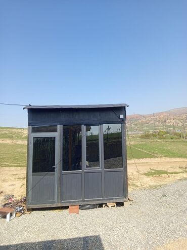Магазины: Сдаю Торговое место, В бизнес центре, 12 м² Действующий, С оборудованием, С ремонтом