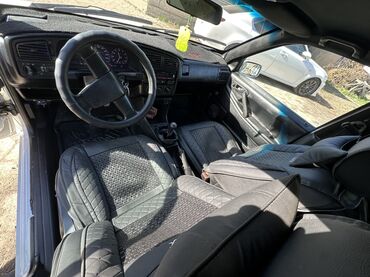 Volkswagen: Volkswagen Passat: 1989 г., 1.8 л, Механика, Бензин, Седан — 10