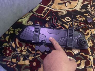 Колонки и сабвуферы: Avtomobil üçün arxa güzgüyə quraşdırılan 2 kameralı DVR
