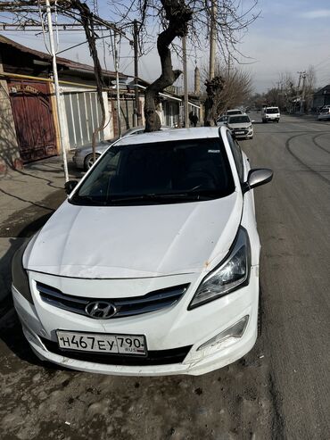 Hyundai: Hyundai Solaris: 2015 г., 1.6 л, Автомат, Бензин, Седан