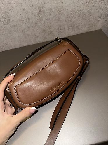 Çantalar: Çiyin çantası, Charles & Keith, Yeni — 4