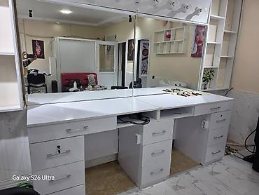 Salon guzgusu ideal veziyyetdedir hecbir problemi yoxdu.Qiymeti 330 lalafo.az -da Salon guzgusu ideal veziyyetdedir hecbir problemi yoxdu.Qiymeti 330