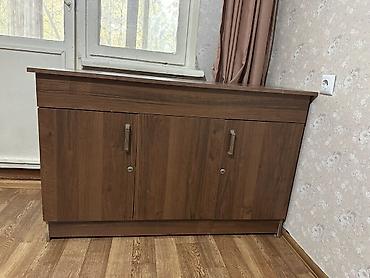 купить комод для вещей: Тумба/комод из ЛДСП в цвете «орех». - Конструкция: 4 распашные двери — 1