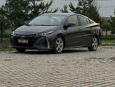 e53 amg: Toyota Prius: 2018 г., 1.8 л, Вариатор, Гибрид, Хэтчбэк — 2
