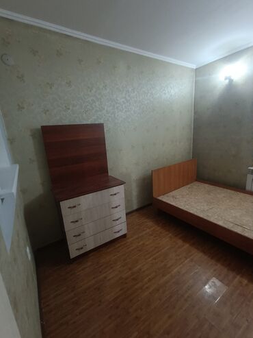 Долгосрочная аренда квартир: 3 комнаты — 8