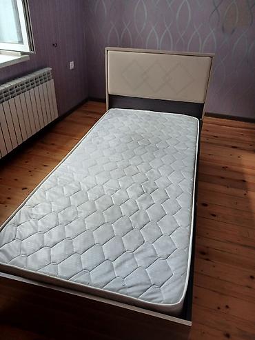 tek neferlik taxt: Tək nəfərlik çarpayı və döşək dəsti - Ölçü: təxmini 90x190 sm (tək — 3