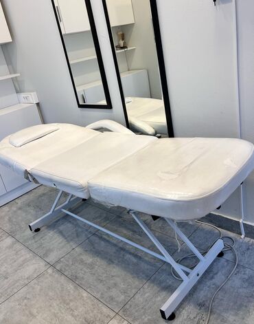 Salon masaları: Yeni, Güzgüsüz