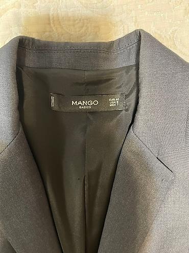 Женская одежда: Mango qadın pencəyi. Cəmi 2,3 dəfə geyinilib. 40 ölçü — 2
