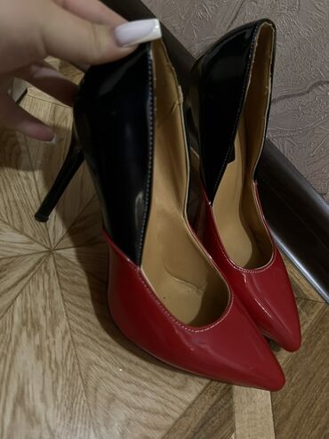 ботильоны на каблуке: Qadın klassik tuflilər - Model: hündür dabanlı, stiletto - Üst