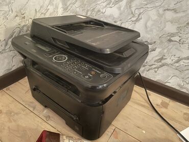 ddr4 8: МФУ Samsung SCX-4623FN зажевывает бумагу и надо поменять картридж -