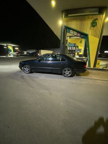 Mercedes-Benz: Mercedes-Benz E-Class: 1999 г., 4.3 л, Автомат, Бензин, Седан — 15