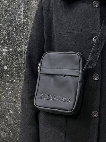 сумка для удочек: В наличии барсетки essentials
Качество Lux
Цвет: черный