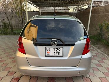 Honda: Honda Fit: 2010 г., Вариатор, Бензин, Хэтчбэк — 3