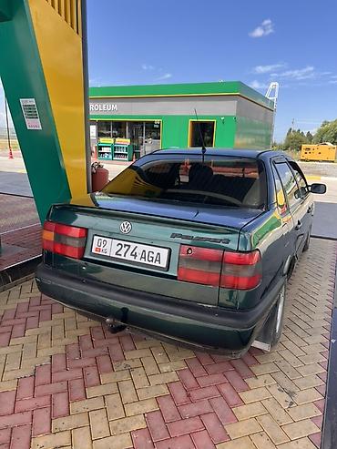1221 2: Volkswagen Passat: 1996 г., 1.8 л, Механика, Бензин, Седан — 4