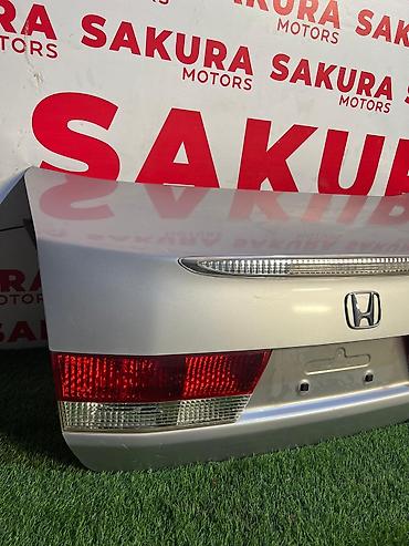 багажник инспайр: Крышка багажника Honda, Б/у, Оригинал — 2