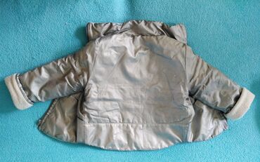 Jakne, kaputi i prsluci: Jakna za male devojčice Veličina 98 cm oko 3 god Cena 300 din Ima — 9