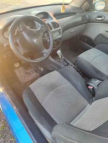 Kompletan auto u delovima: Peugeot 206 kabrio delovi — 5