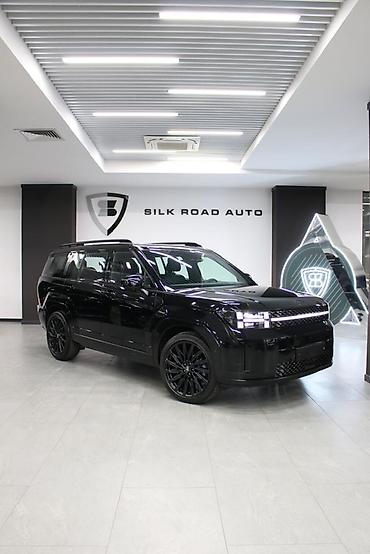 black: Hyundai Santa Fe: 2024 г., 2.5 л, Робот, Бензин — 2